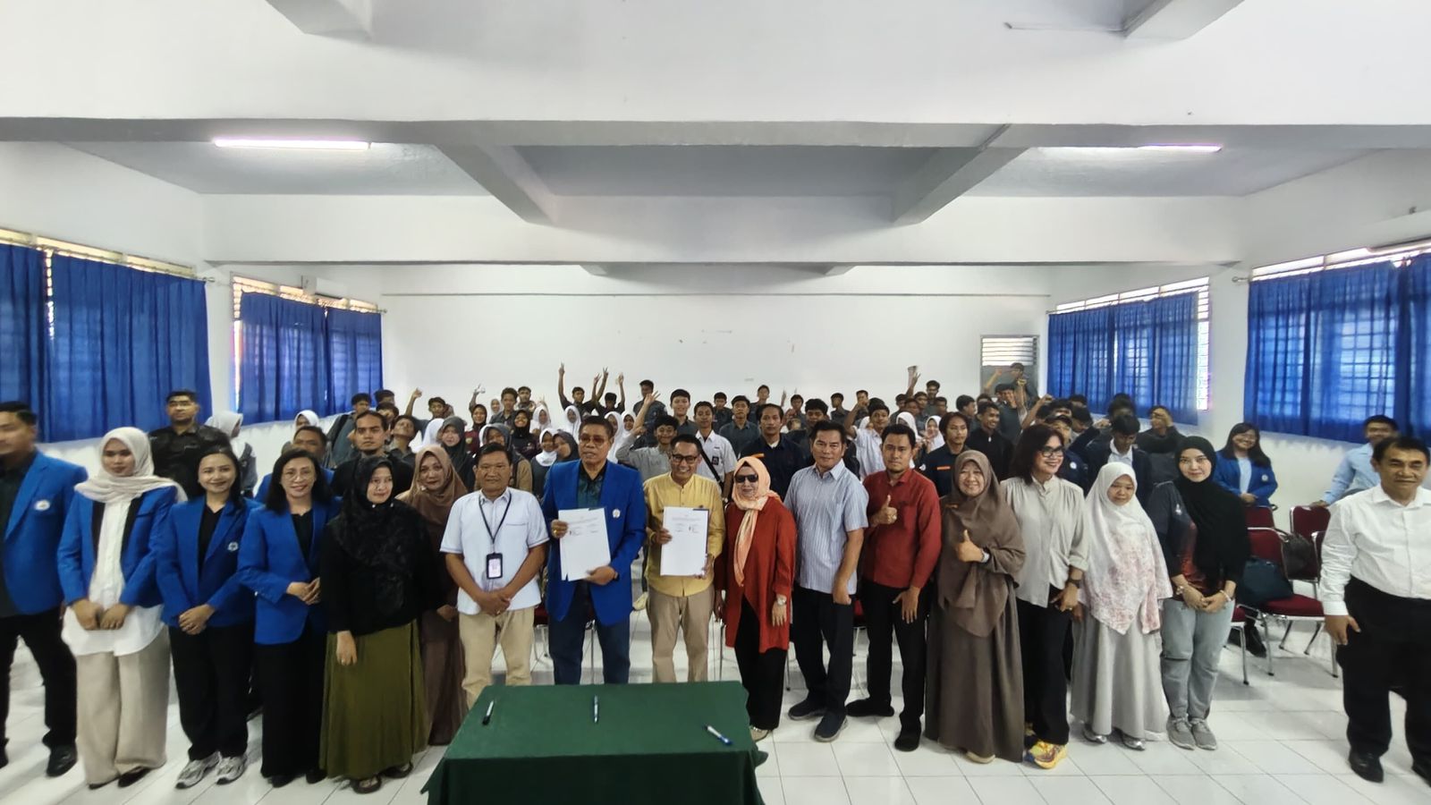 kegiatan Penandatangan MOU Antara SMA Khusus Keber